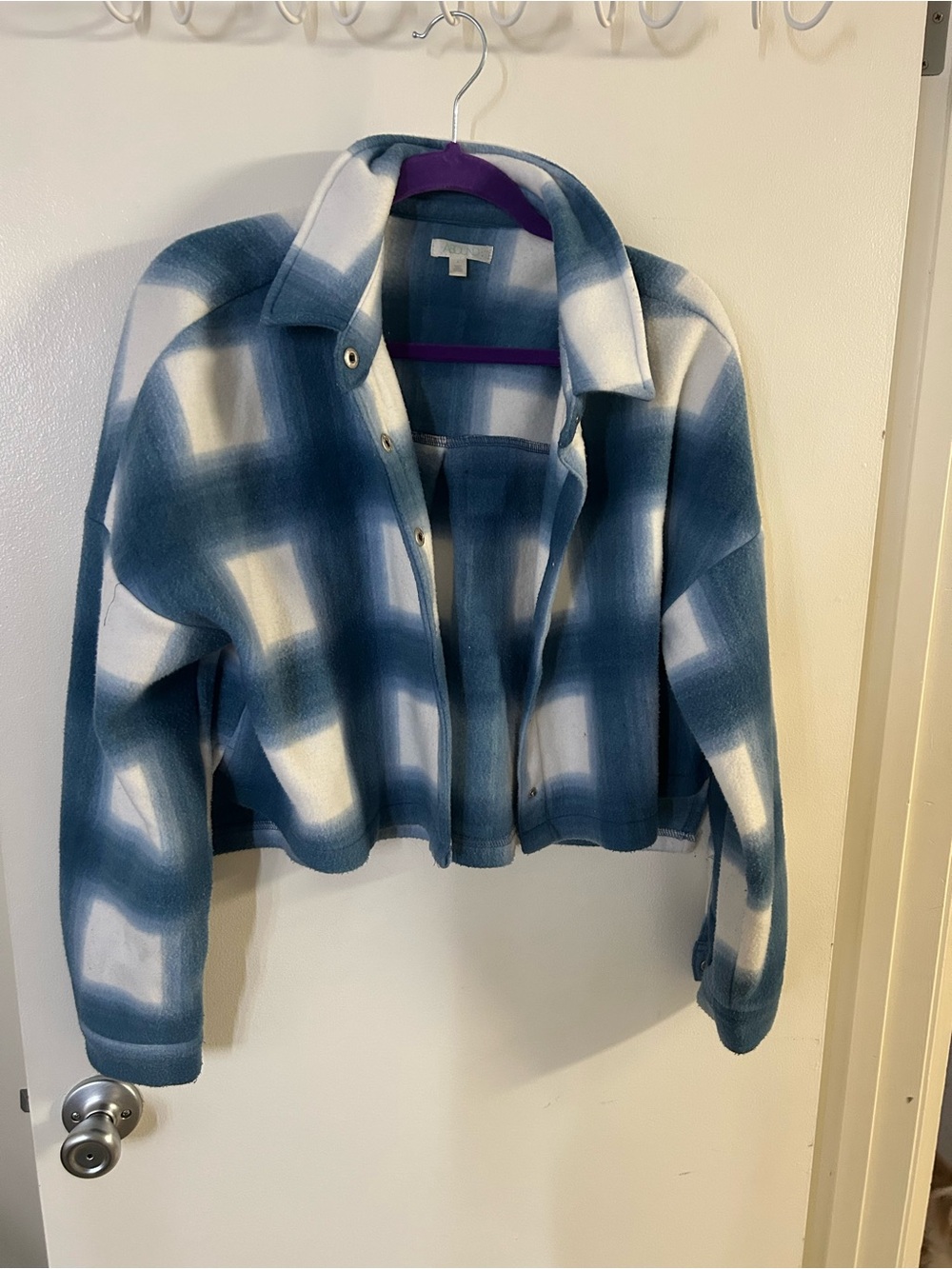 Abound Blue and White Plaid Cropped Jacket - Picture 2 of 6